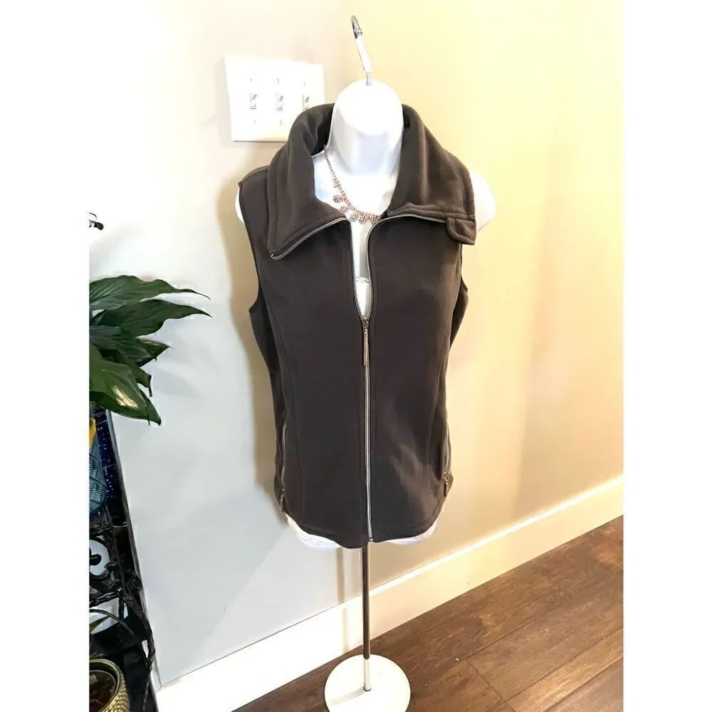 ➡️Calvin Klein Women's Vest Gray Size Medium